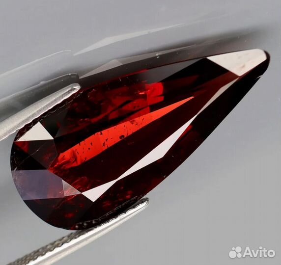 Шпинель 10.62 Cts (сертификат)