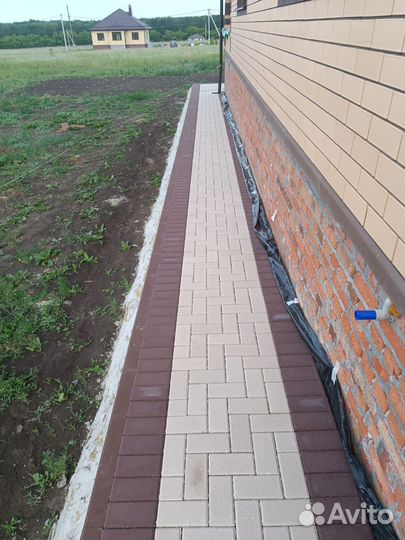 Укладка тротуарной плиткой