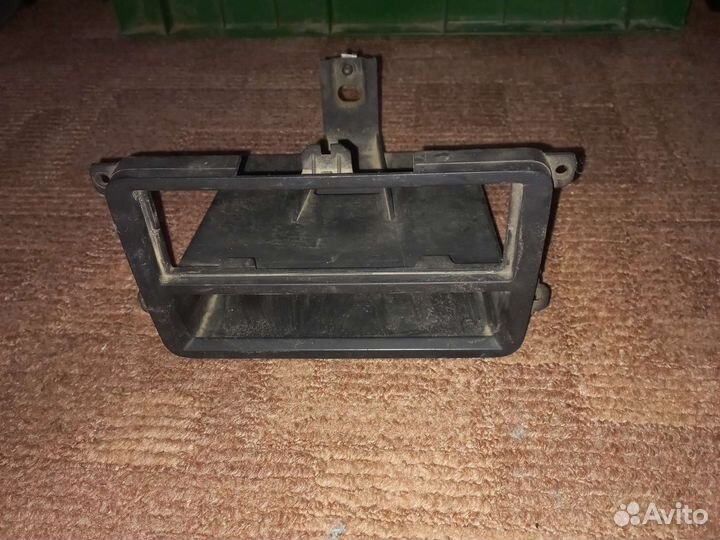 Ящик передней консоли Volkswagen Polo