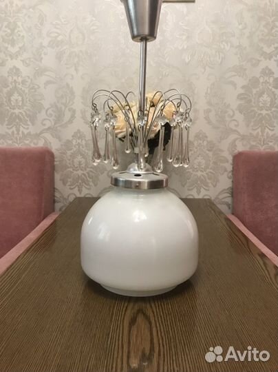 Люстра с хрустальными подвесками