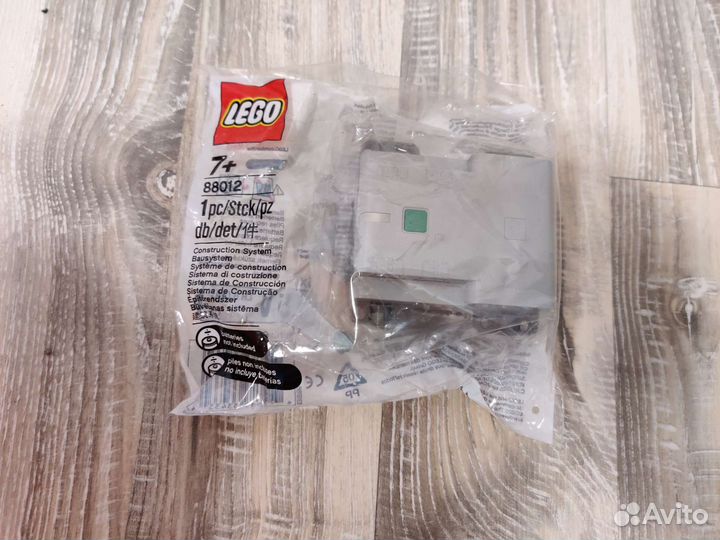 Lego 88012 хаб technic