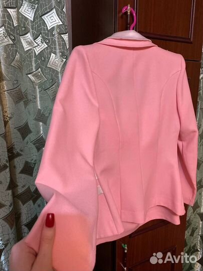 Костюм пиджак и юбка 44