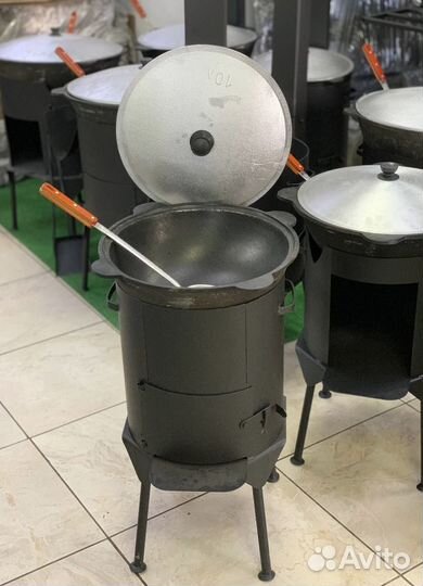 Казан чугунный и печка