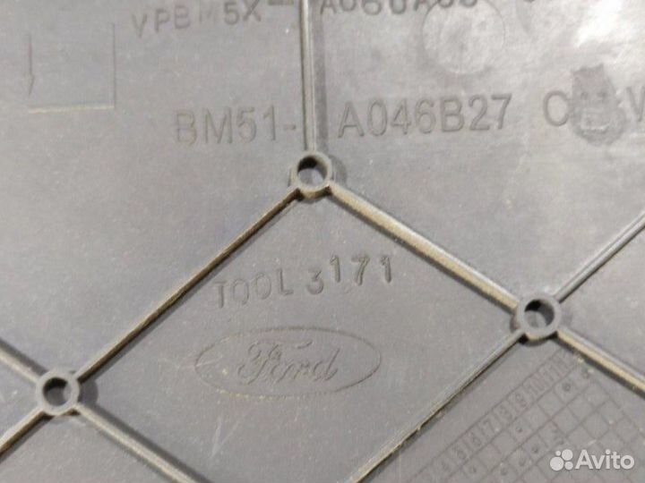 Накладка центральной консоли Ford Focus 3 седан