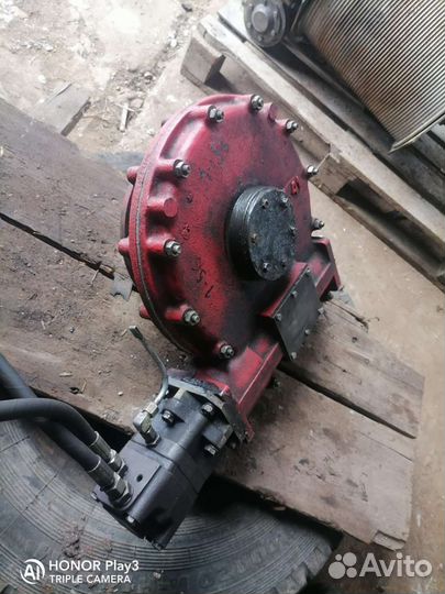 Поворотный редуктор