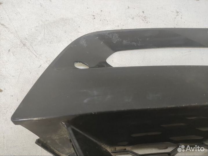 Решетка бампера правая Bmw X3 G01 2017