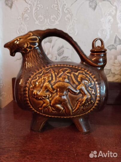 Декоративный бочонок для вина