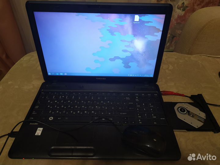 Ноутбук Toshiba С660