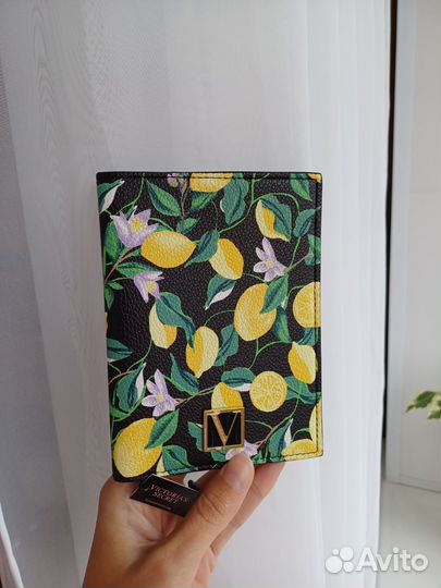 Обложка на паспорт Victoria's secret