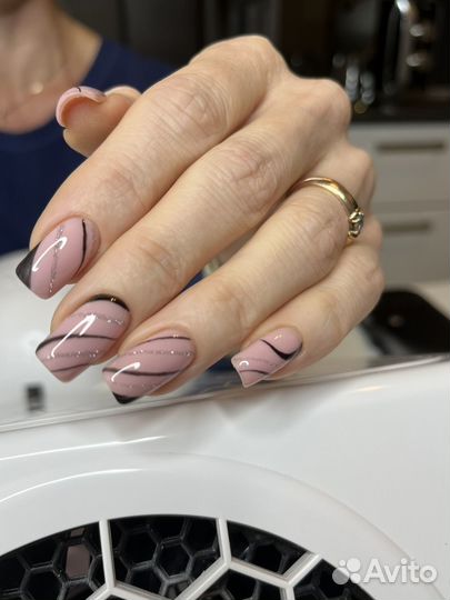 Мастер маникюра