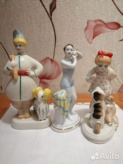 Фарфоровые статуэтки