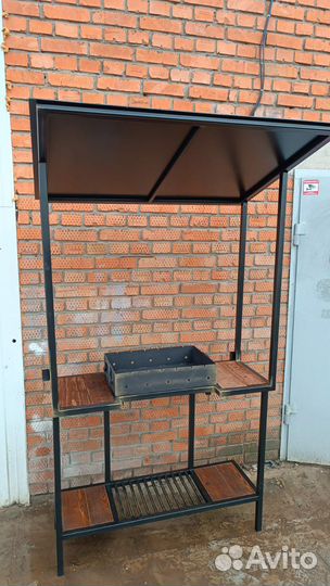 Мангал с крышей лофт