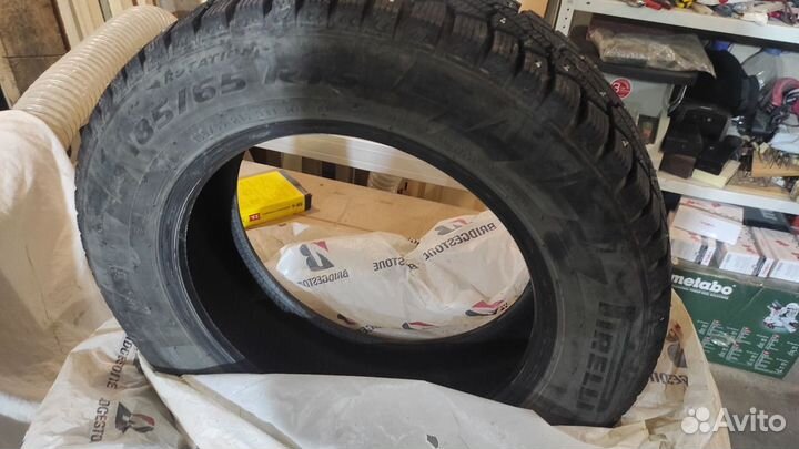 Pirelli Ice Zero 185/65 R15