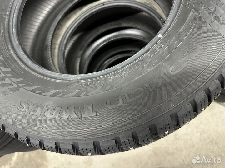 Nokian Tyres Hakkapeliitta 9 SUV 265/65 R17