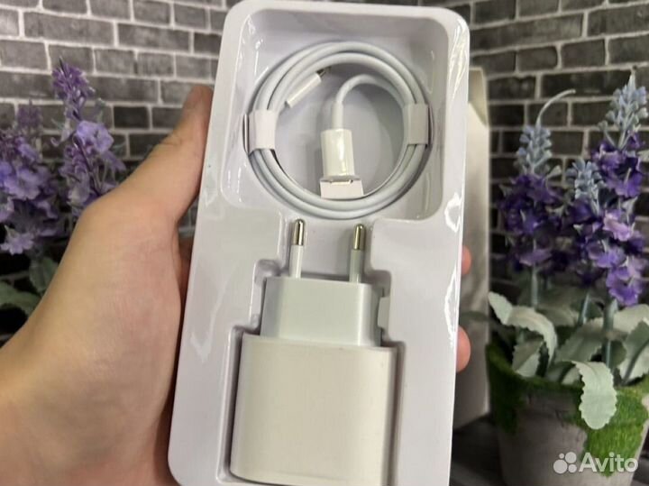 Быстрая зарядка для iPhone 20w