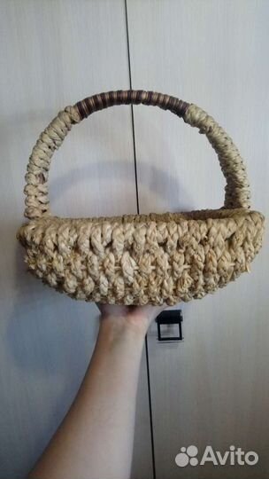 Корзина плетеная для подарков