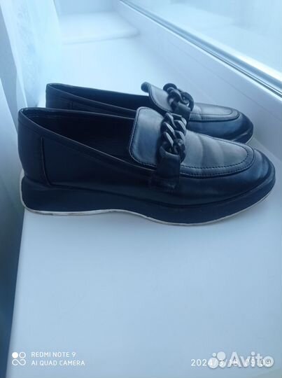 Продам детские вещи