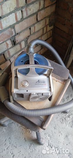 Пылесос Daewoo RC8500S на запчасти
