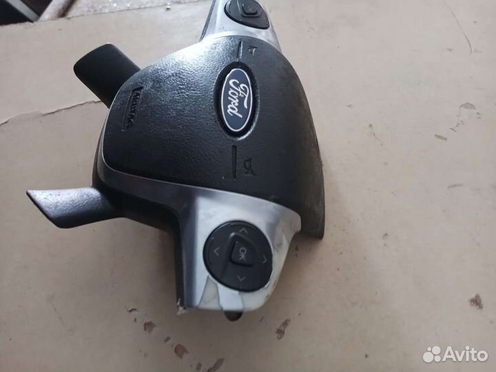 Подушка безопасности в руль Форд Фокус 3