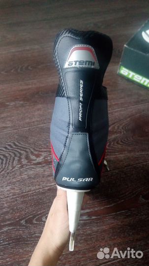 Хоккейные коньки Atemi