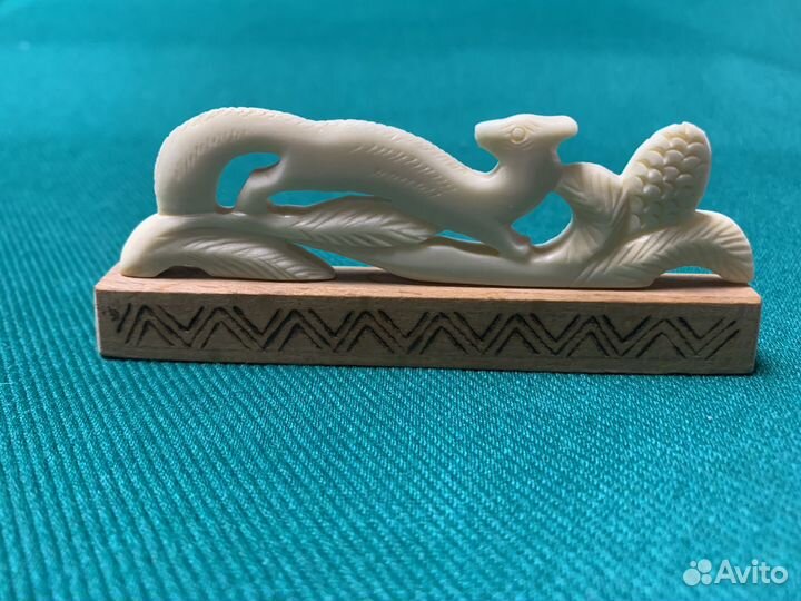 Костяная фигурка. Горностай