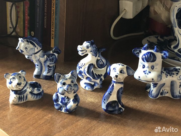 Гжель фигурки посуда