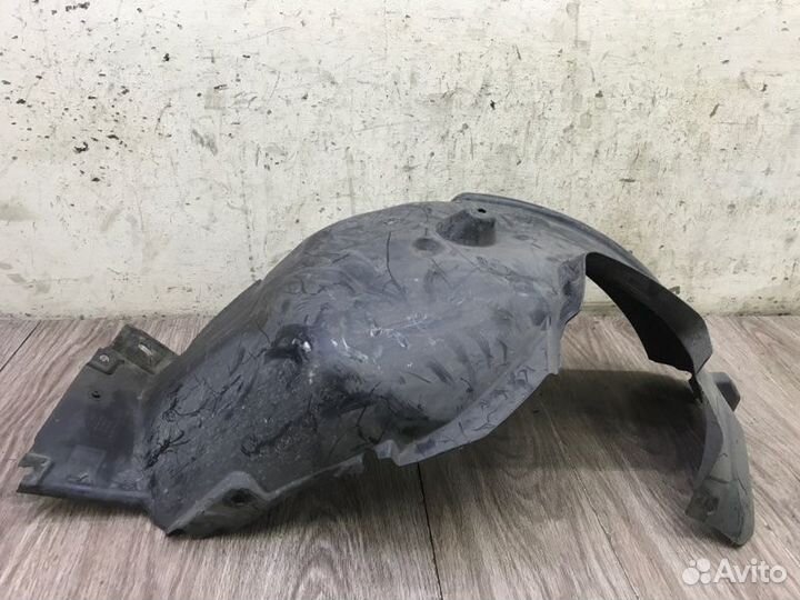 Подкрылок передний левый Bmw 1 Series хетчбэк-5ти