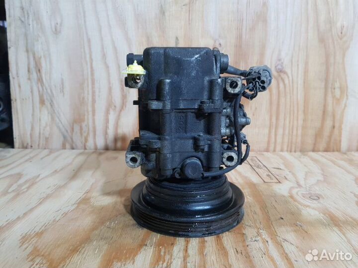 Компрессор кондиционера Toyota Corolla EE111 4EFE