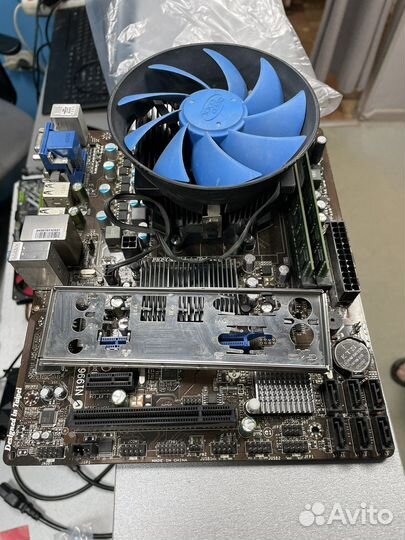 Материнская плата с цп и озу (FX4300/16GB)