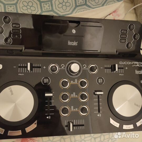 Dj контролер Hercules Dj control wave