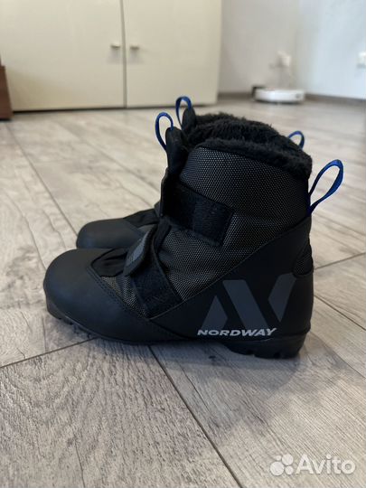 Ботинки детские для беговых лыж