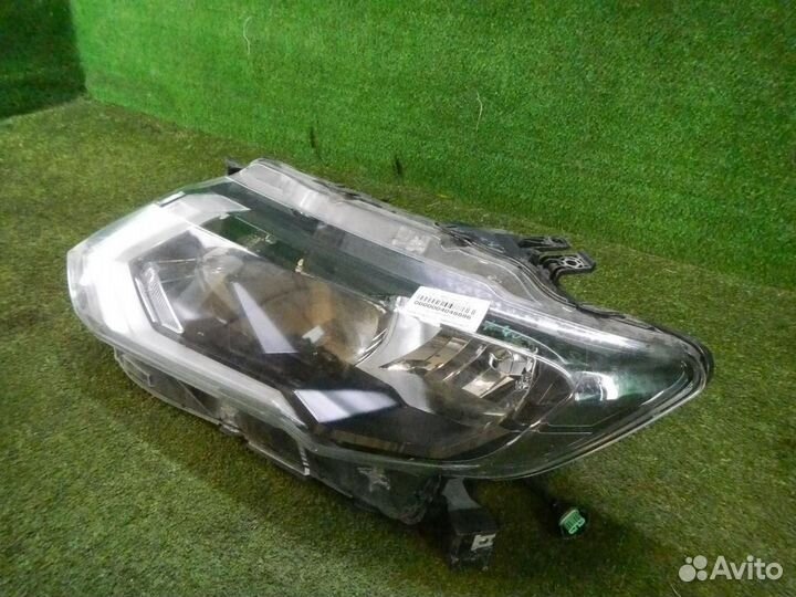 Фара левая Nissan X-Trail