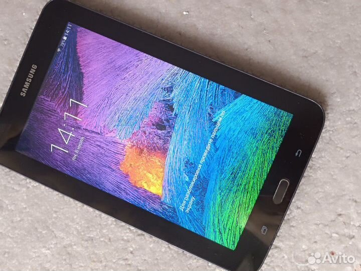 Планшет Samsung Galaxy Tab 3 7.0 Lite SM-T113