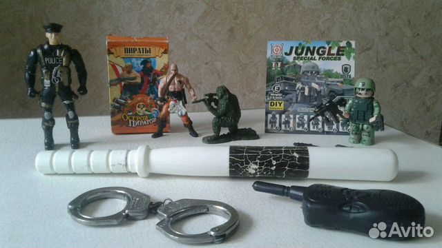 Игрушки разные