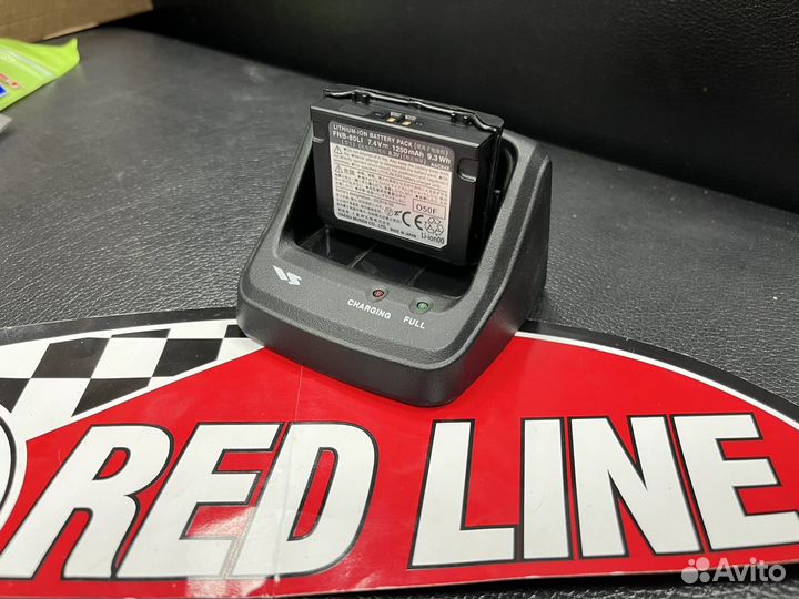 Зарядное устройство быстрое Yaesu CD-15A