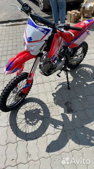 Apollo RFZ Start 125 LE с фарой и электростартером