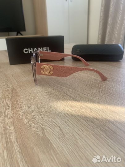 Солнцезащитные очки