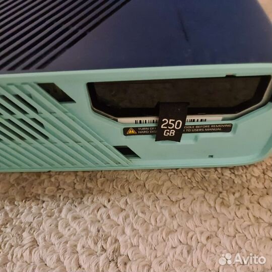 Xbox 360Е Limited 250Gb Прошитая