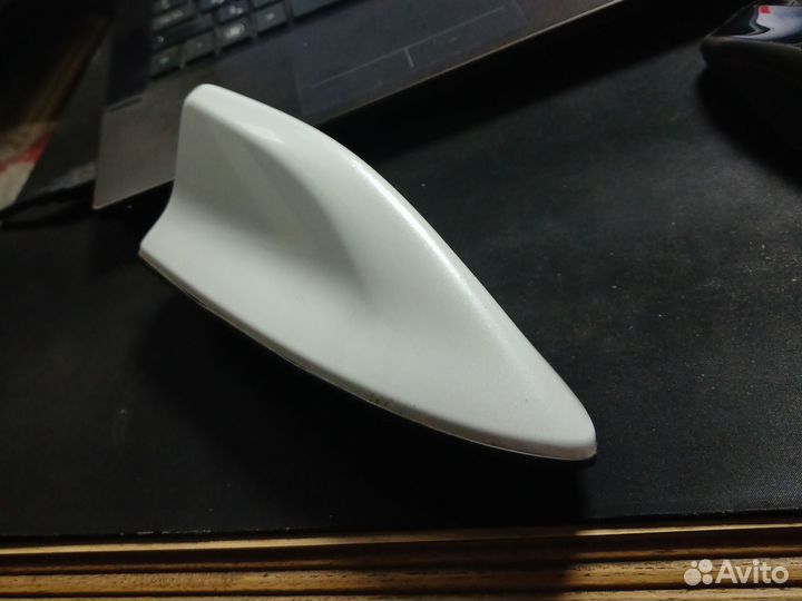 Антенна в крышу (плавник) Toyota RAV 4 IV (рестайл