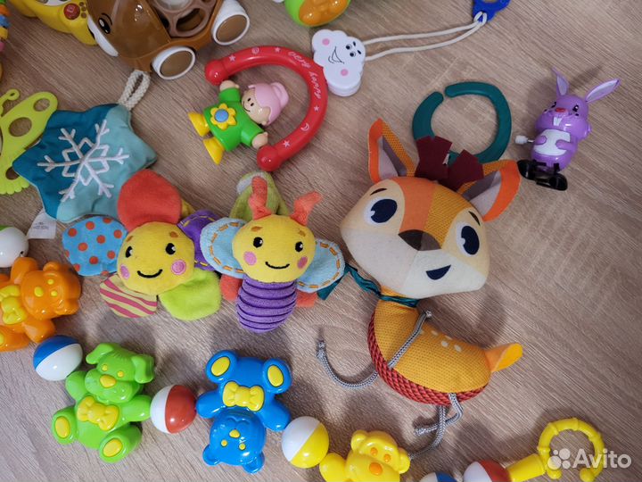 Игрушки для малышей пакетом