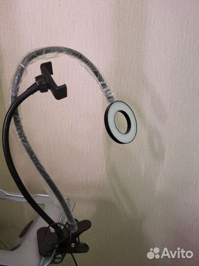 Настольная светодиодная кольцевая лампа