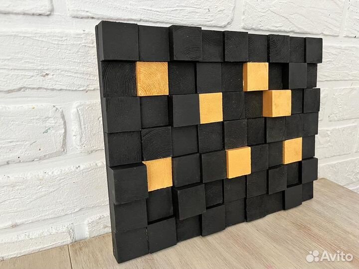 Деревянное панно на стену