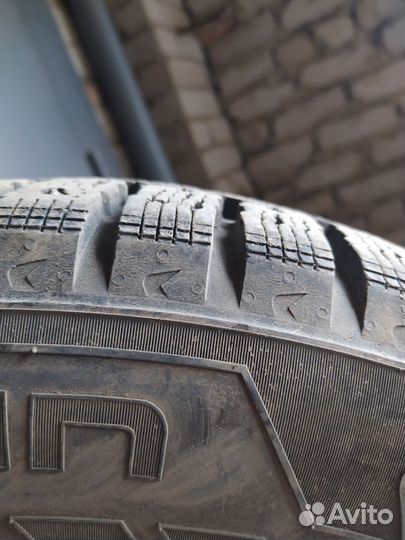 Nokian Tyres Hakkapeliitta 7 SUV 265/65 R17