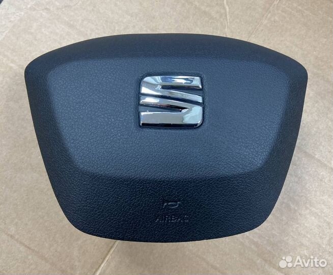 Крышка муляж SRS airbag в руль Seat Ibiza 2015+