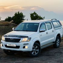 Toyota Hilux 2.7 AT, 2013, 120 000 км, с пробегом, цена 3 200 000 руб.