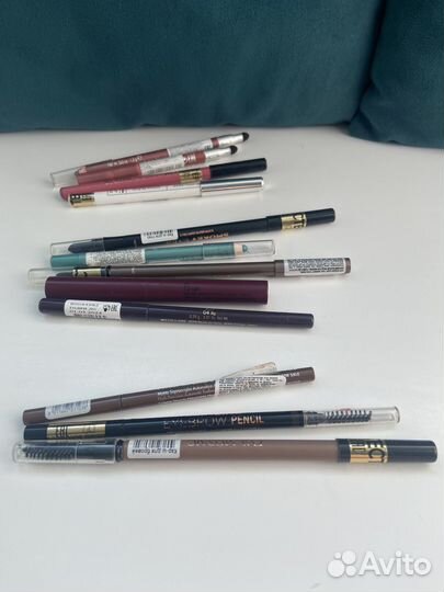 Набор косметики Clarins,Eva,Maybelline