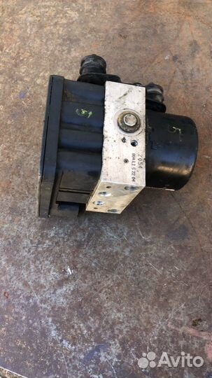 Блок абс ABS на Фольксваген гольф 5 пассат Б6 Джет