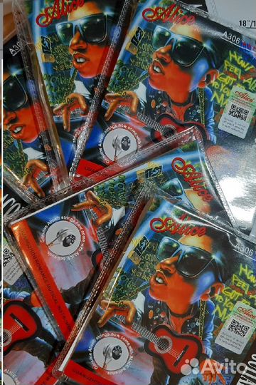 Струны для акустической гитары (новый комплект )