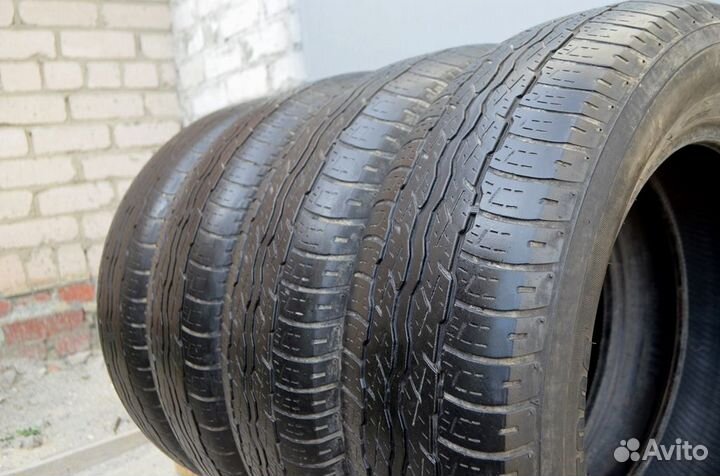 Bridgestone Dueler H/T D687 225/65 R17