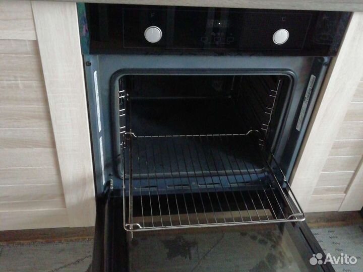 Духовой шкаф